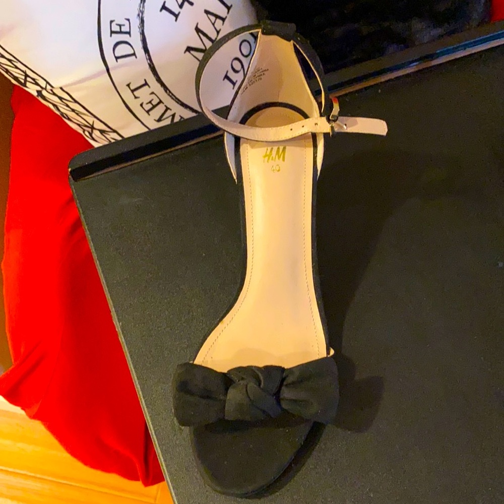 Black H&M Sandals